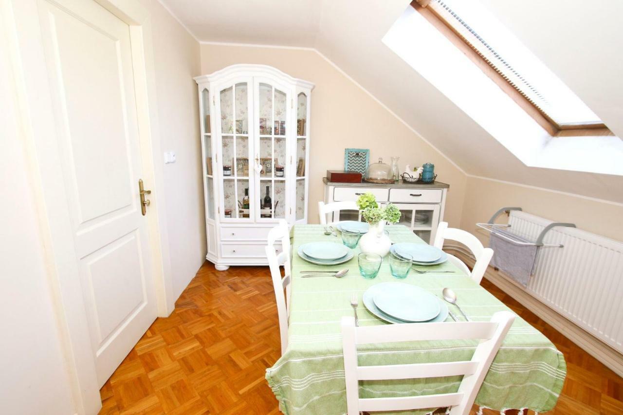 Apartman U Mluvicich Kamenu Staré Křečany Kültér fotó